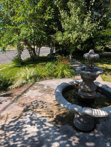 1515 E GENTILE ST, Layton, UT 84040