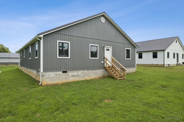 585 High Street, West Union, OH 45693