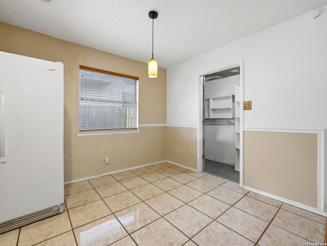 7438 Coers Blvd, Converse, TX 78109