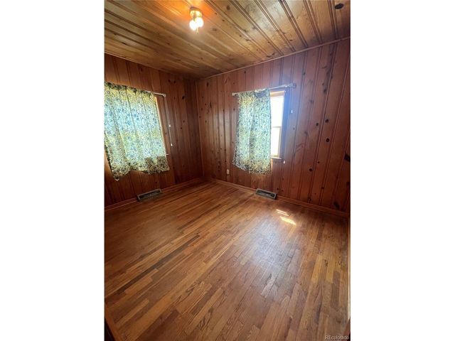 324 Elm St, Arriba, CO 80804
