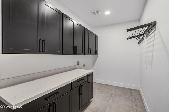 2121 E 2nd Street, Tucson, AZ 85719