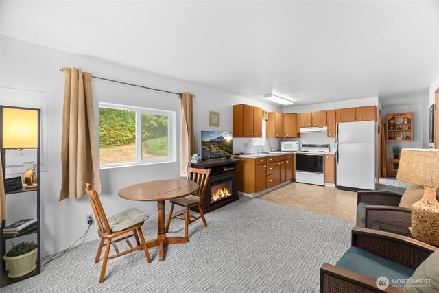 24 Anderson Lane, Hoquiam, WA 98550