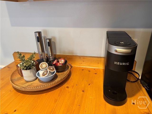 1010 E Victory Drive E-1, Savannah, GA 31405