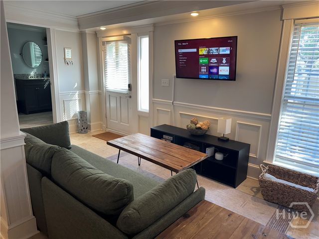 1010 E Victory Drive E-1, Savannah, GA 31405