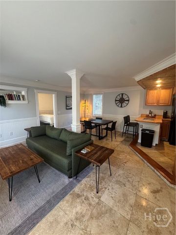 1010 E Victory Drive E-1, Savannah, GA 31405