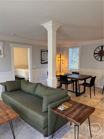 1010 E Victory Drive E-1, Savannah, GA 31405