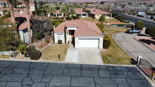 1042 W HILLVIEW DR, Washington, UT 84780