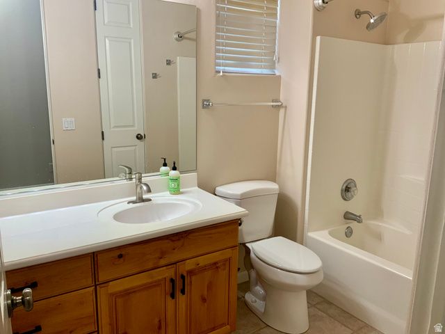 1042 W HILLVIEW DR, Washington, UT 84780