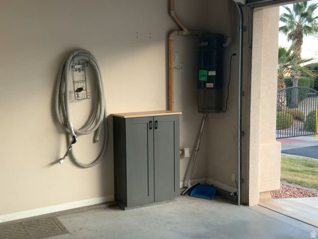 1042 W HILLVIEW DR, Washington, UT 84780