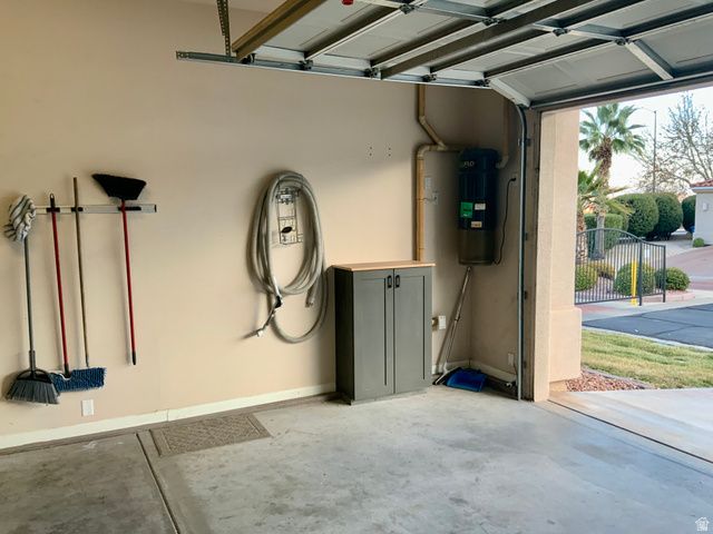 1042 W HILLVIEW DR, Washington, UT 84780