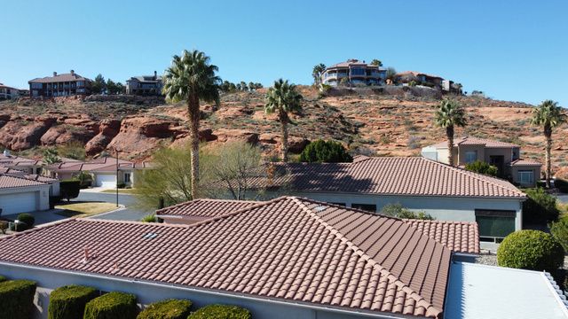 1042 W HILLVIEW DR, Washington, UT 84780