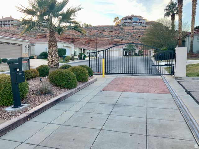 1042 W HILLVIEW DR, Washington, UT 84780