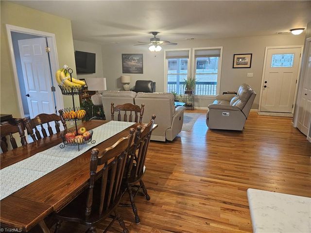 925 Mountainview Road, King, NC 27021