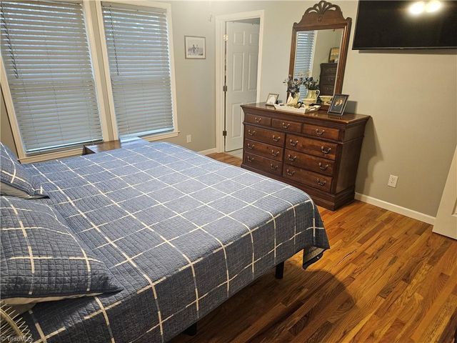 925 Mountainview Road, King, NC 27021