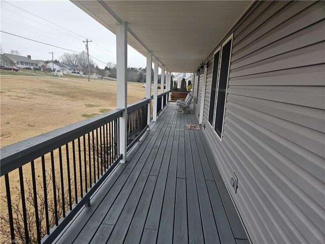 925 Mountainview Road, King, NC 27021