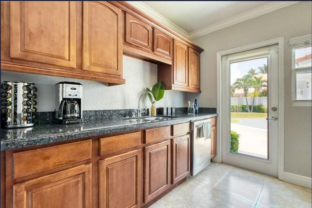 1501 E Fort Lauderdale Beach Blvd, Fort Lauderdale, FL 33304