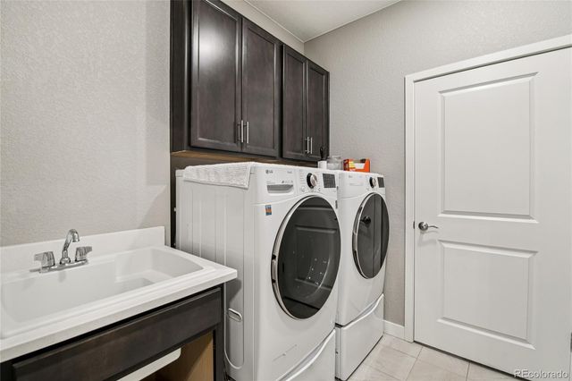 8887 Falcon Street, Longmont, CO 80504