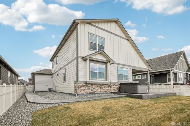 8887 Falcon Street, Longmont, CO 80504