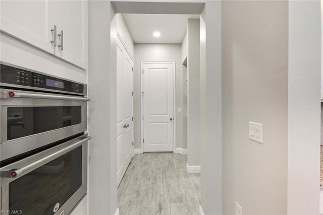 3576 PILOT CIR, Naples, FL 34120