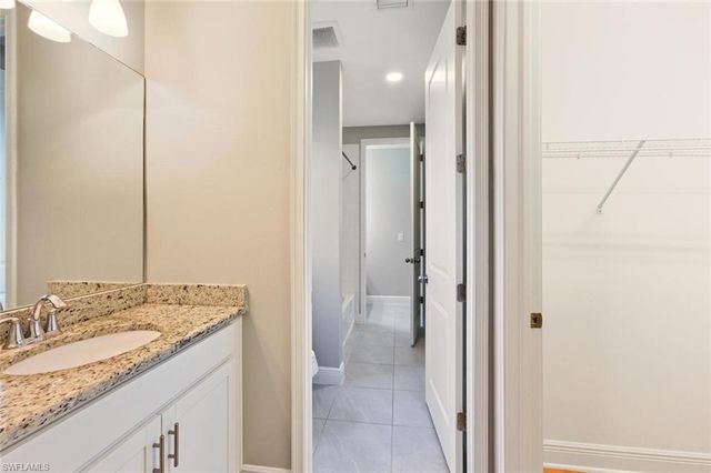 3576 PILOT CIR, Naples, FL 34120