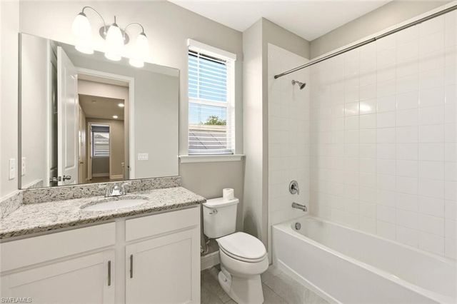 3576 PILOT CIR, Naples, FL 34120