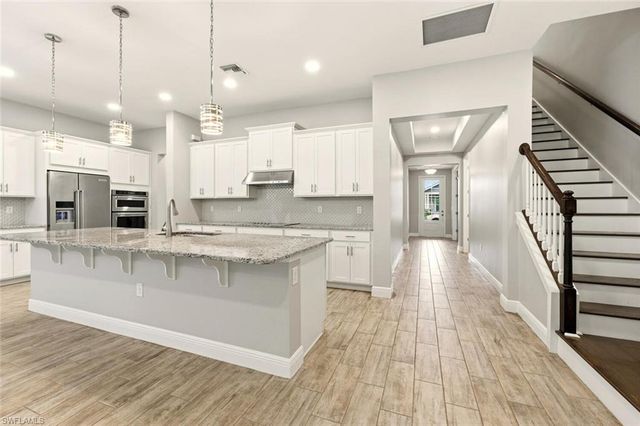 3576 PILOT CIR, Naples, FL 34120