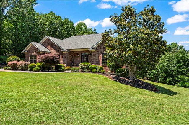 579 Terrapin Crossing Road, Pickens, SC 29671