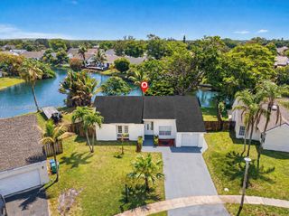 2710 Azalea Avenue, Miramar, FL 33025