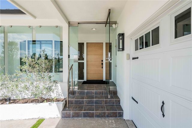 2155 Hercules Drive, Los Angeles, CA 90046