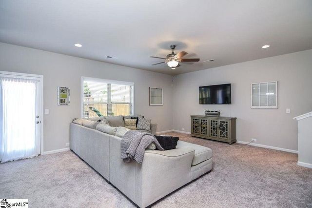 400 Jones Peak Drive, Simpsonville, SC 29681