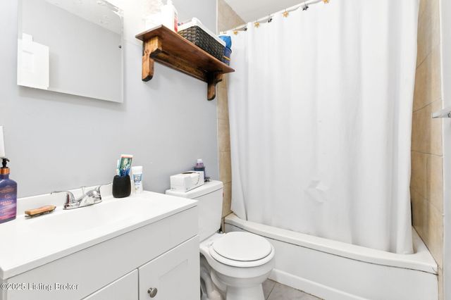 1413 Thornberry Ave, Louisville, KY 40215