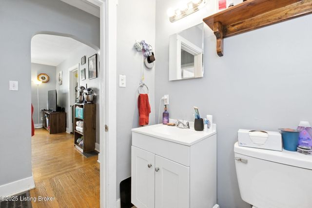 1413 Thornberry Ave, Louisville, KY 40215