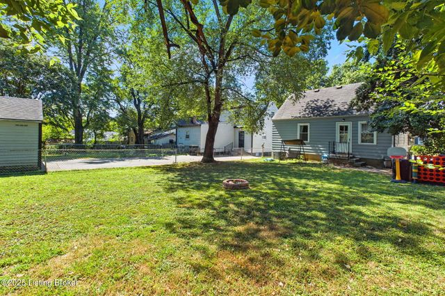 1413 Thornberry Ave, Louisville, KY 40215