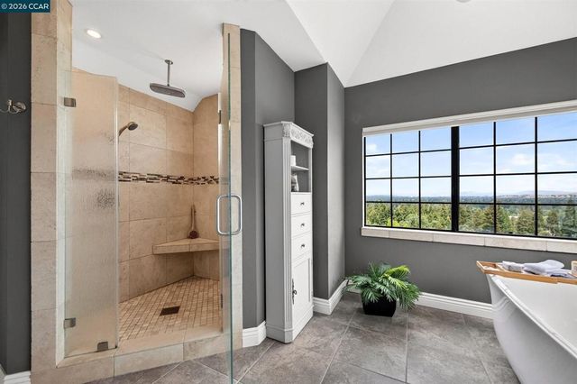 715 Castle Rock Rd, Walnut Creek, CA 94598