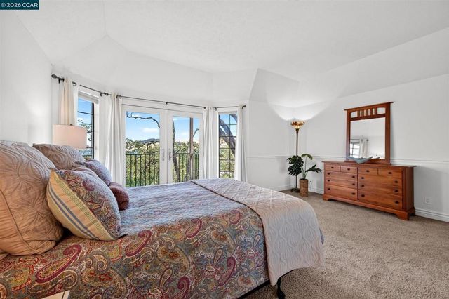 715 Castle Rock Rd, Walnut Creek, CA 94598