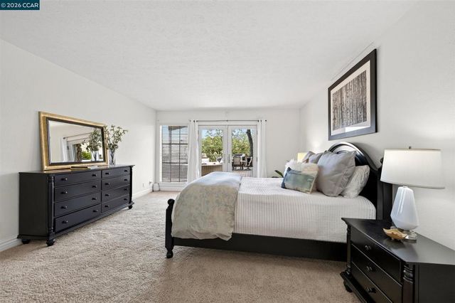 715 Castle Rock Rd, Walnut Creek, CA 94598