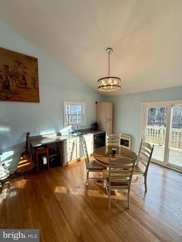 208 WALTERS WAY, Harpers Ferry, WV 25425