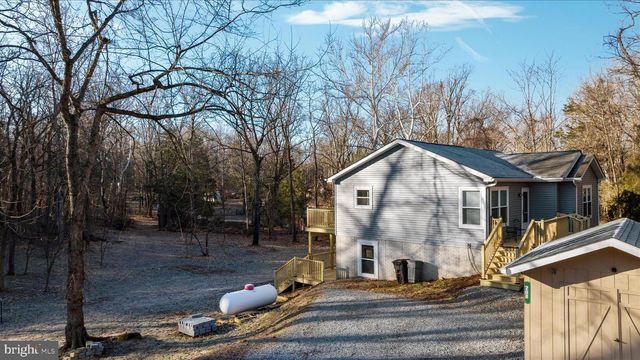 208 WALTERS WAY, Harpers Ferry, WV 25425