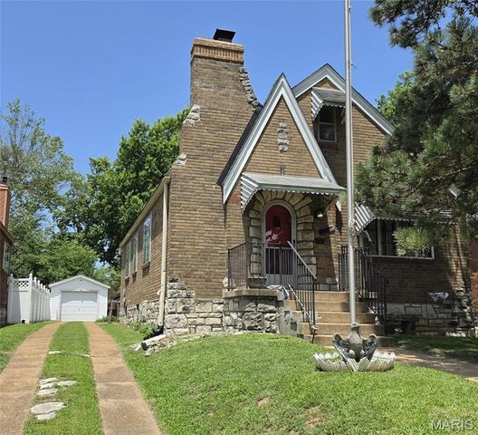 727 Zeiss Avenue, St Louis, MO 63125