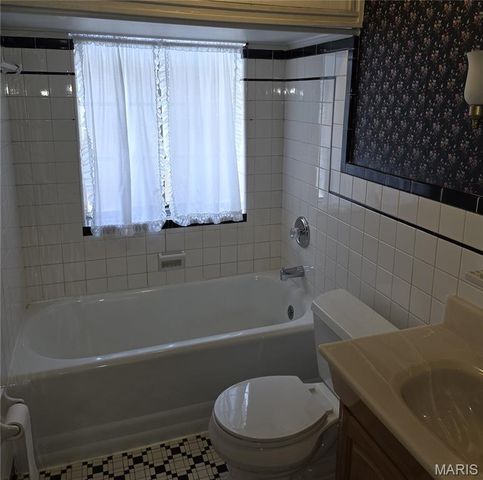 727 Zeiss Avenue, St Louis, MO 63125