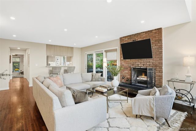 216 Purchase Street P, Rye, NY 10580