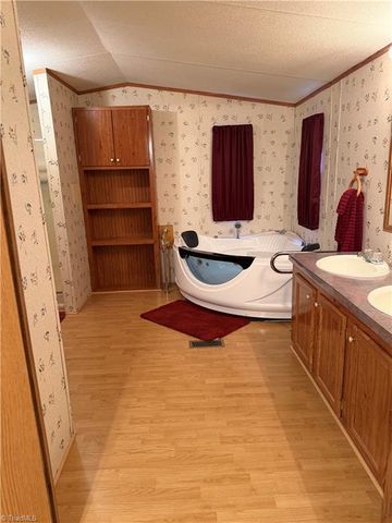 2921 Blueberry Ridge Road, Jonesville, NC 28642