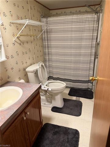 2921 Blueberry Ridge Road, Jonesville, NC 28642