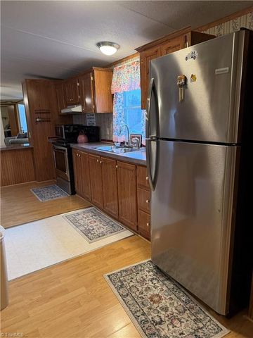 2921 Blueberry Ridge Road, Jonesville, NC 28642