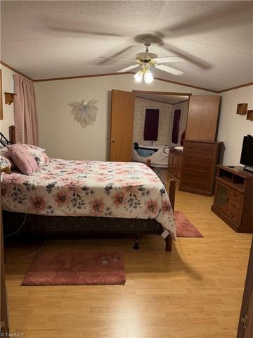 2921 Blueberry Ridge Road, Jonesville, NC 28642