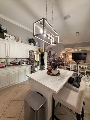 2116 NE 38th Rd 2116, Homestead, FL 33033