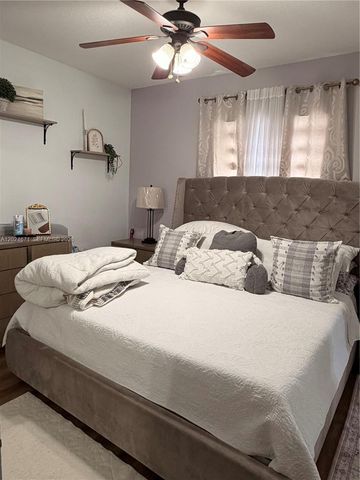 2116 NE 38th Rd 2116, Homestead, FL 33033