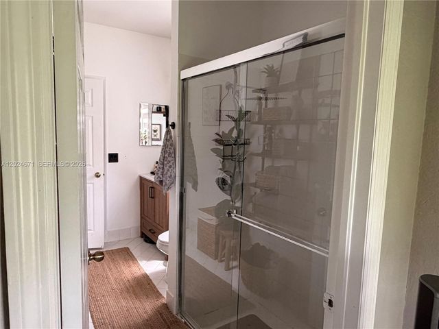 2116 NE 38th Rd 2116, Homestead, FL 33033