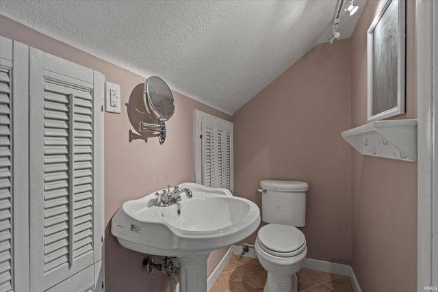 413 Tonti Street, South Bend, IN 46617