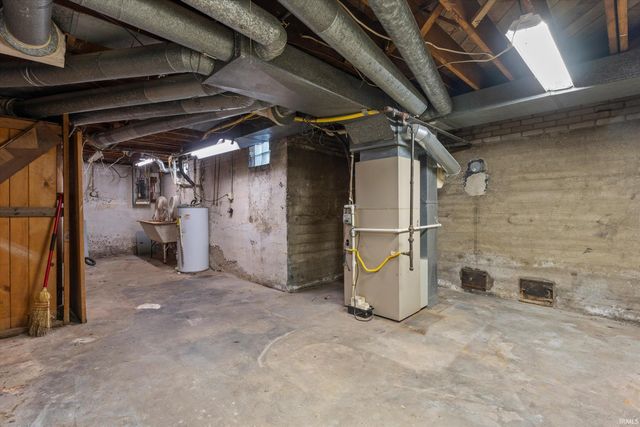 413 Tonti Street, South Bend, IN 46617